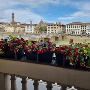  Apartment Granduca Serristori Al Ponte Vecchio